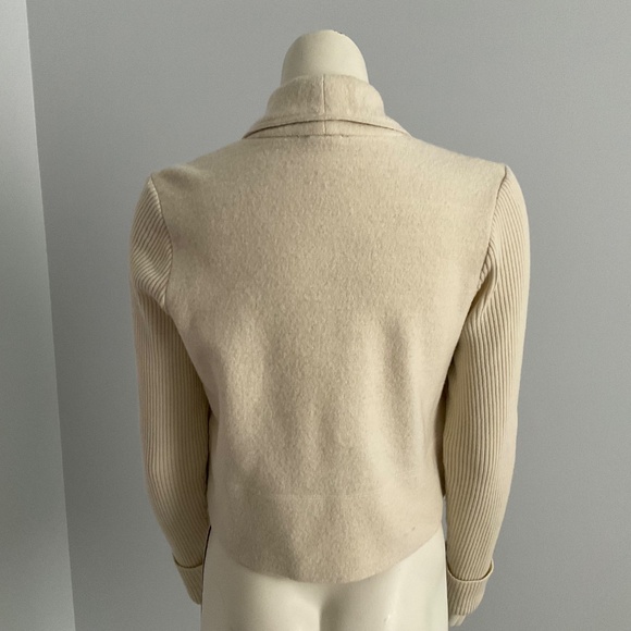 Jones cream jacket ,small. - Picture 5 of 13
